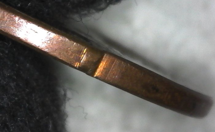 1973-D-Lincoln-Memorial-Cent-With-Collar-Break-Collar-Cud